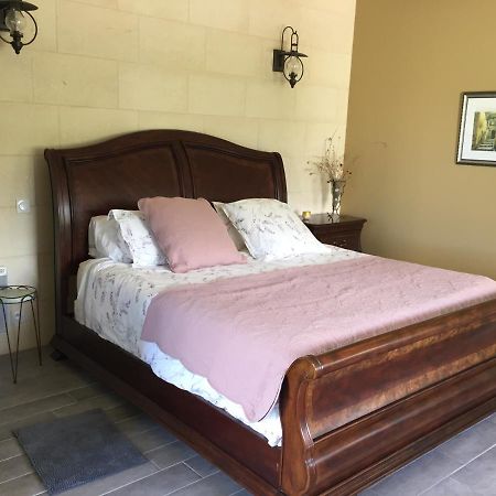 Bed and Breakfast Chateau Couchebout Pugnac Exterior foto